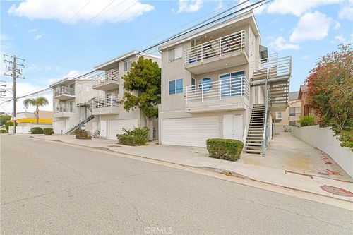 710 5th St, Hermosa Beach, CA, 90254-4738 | Card Image