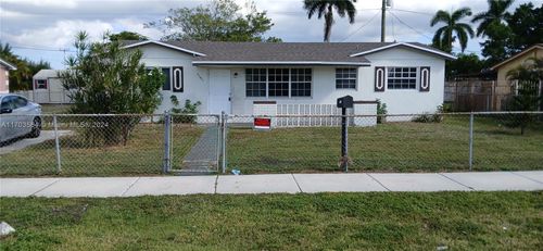 21201 Nw 27th Ct, Miami Gardens, FL, 33056 | Card Image