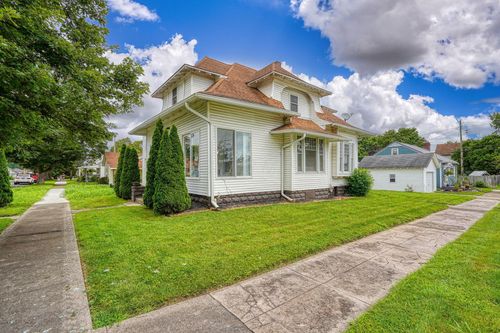 102 N Bennett Ave, Jackson, OH, 45640-1102 | Card Image