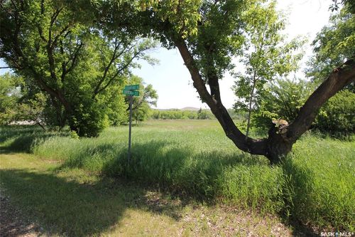 315 Cedar Ave, Eastend, SK, S0N | Card Image