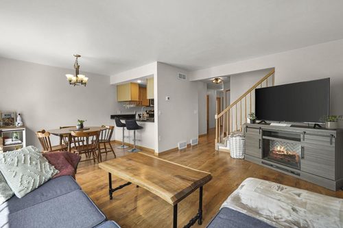 203 N Musket Ridge Drive, Sun Prairie, WI, 53590 | Card Image