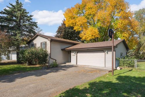 9500 99th Pl N, Maple Grove, MN, 55369-3502 | Card Image