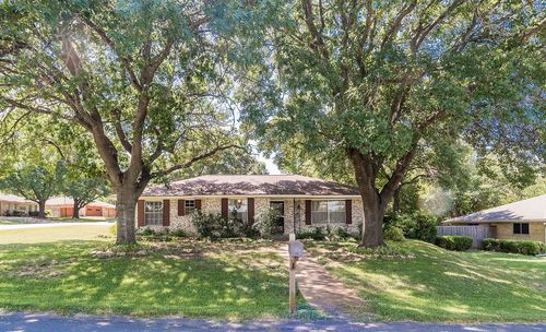 308 E Lanett Dr, DeSoto, TX, 75115-5032 | Card Image