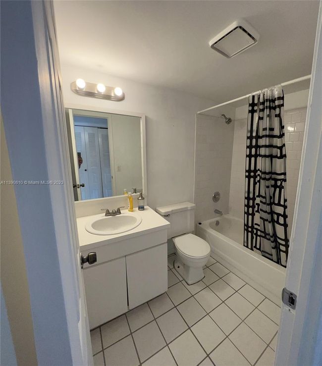 APT-254 - 10350 Sw 220 Th St, Condo with 2 bedrooms, 2 bathrooms and null parking in Cutler Bay FL | Image 13