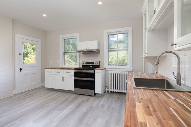 33 Granite Ave, House other with 5 bedrooms, 2 bathrooms and null parking in Canaan CT | Image 13