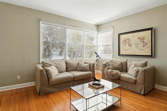 1002 Lake Elbert Dr Se, House other with 4 bedrooms, 3 bathrooms and null parking in Winter Haven FL | Image 6