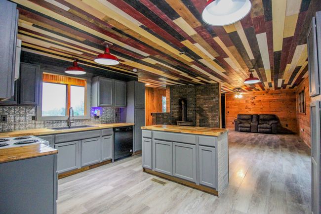 326 Fancy Rd, House other with 3 bedrooms, 2 bathrooms and 7 parking in Dresden TN | Image 4