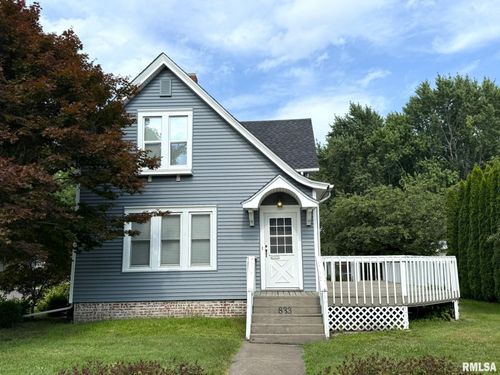 833 Willard St, Galesburg, IL, 61401-2922 | Card Image