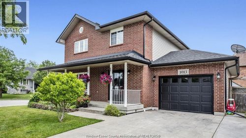 1013 Treverton Cres, Windsor, ON, N8P1K2 | Card Image