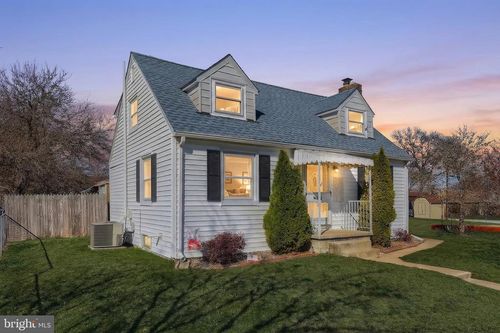 120 Charles Ave, HANOVER, PA, 17331-3335 | Card Image