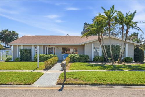 1503 Tallahassee Dr, Tarpon Springs, FL, 34689-2315 | Card Image