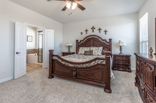Primary Suite | Image 35
