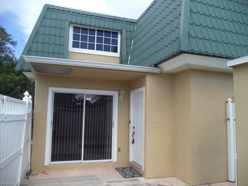 5828 Harbour Club Rd, FORT MYERS, FL, 33919-3321 | Card Image