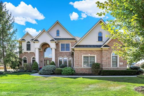 3301 Cheyenne Ct, Bargersville, IN, 46106-8502 | Card Image