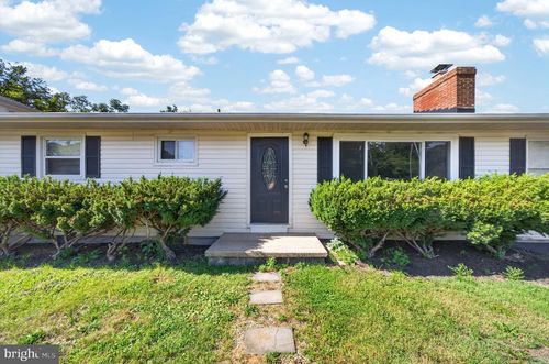 45448 Mallard St, STERLING, VA, 20165-2527 | Card Image