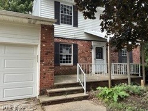 203 W Parkway Dr, Madison, OH, 44057-3264 | Card Image