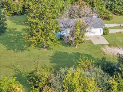 14783 Wellman Road, House other with 3 bedrooms, 2 bathrooms and null parking in Winchester KS | Image 3