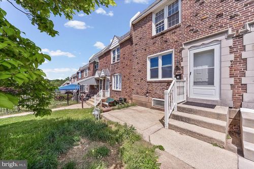 5205 Westbrook Dr, CLIFTON HEIGHTS, PA, 19018-1335 | Card Image