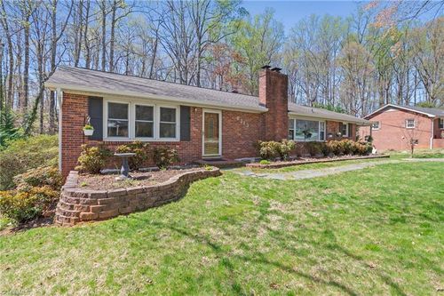 6313 Arden Cir, Clemmons, NC, 27012-9484 | Card Image
