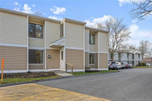 48-48 Olcott Way, Ridgefield, CT, 06877-3933 | Card Image