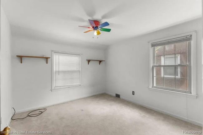 thumbnail_1883 lochmoor bedroom 2 best.jpg | Image 4