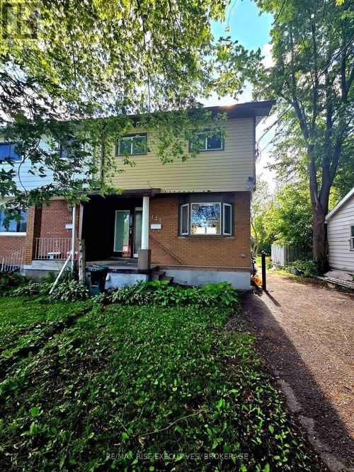 137 Ford St, Kingston, ON, K7K4Z7 | Card Image