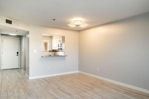 304-7494 E Earll Dr, Scottsdale, AZ, 85251-6974 | Card Image