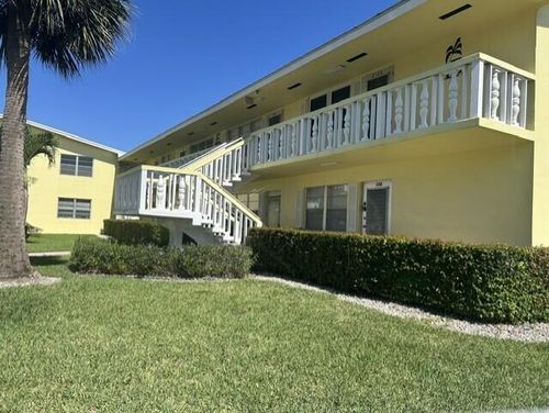 105 Sheffield E, West Palm Beach, FL, 33417-1528 | Card Image