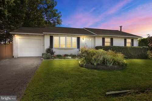 213 Garden Ave, HORSHAM, PA, 19044-2535 | Card Image