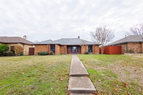 716 Retriever Lane, Mesquite, TX, 75150 | Card Image