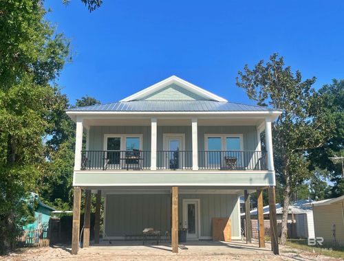 5330 Wolfhead Ave, Orange Beach, AL, 36561-4111 | Card Image