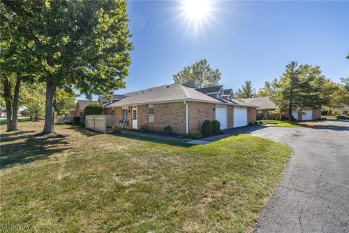 35282 Greenwich Ave, North Ridgeville, OH, 44039-1396 | Card Image