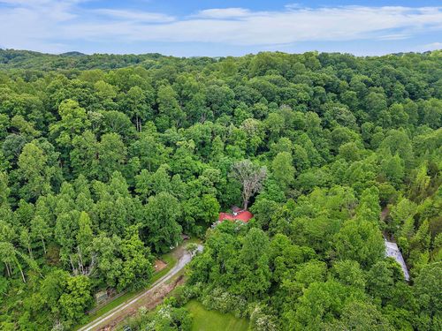 5169 Eatons Creek Rd, Nashville, TN, 37218-3404 | Card Image