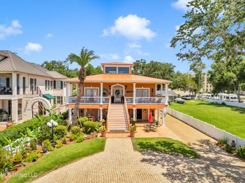 1456 Beach Blvd, Biloxi, MS, 39530-3530 | Card Image