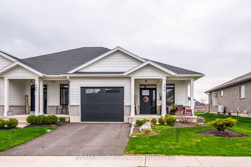 158 Ridgewood Cres, Saint Marys, ON, N4X0B8 | Card Image