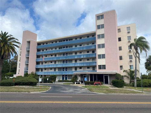 apt-3e-200 N Betty Ln, CLEARWATER, FL, 33755-4700 | Card Image