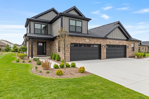 1768 Patoka Ln, New Lenox, IL, 60451 | Card Image
