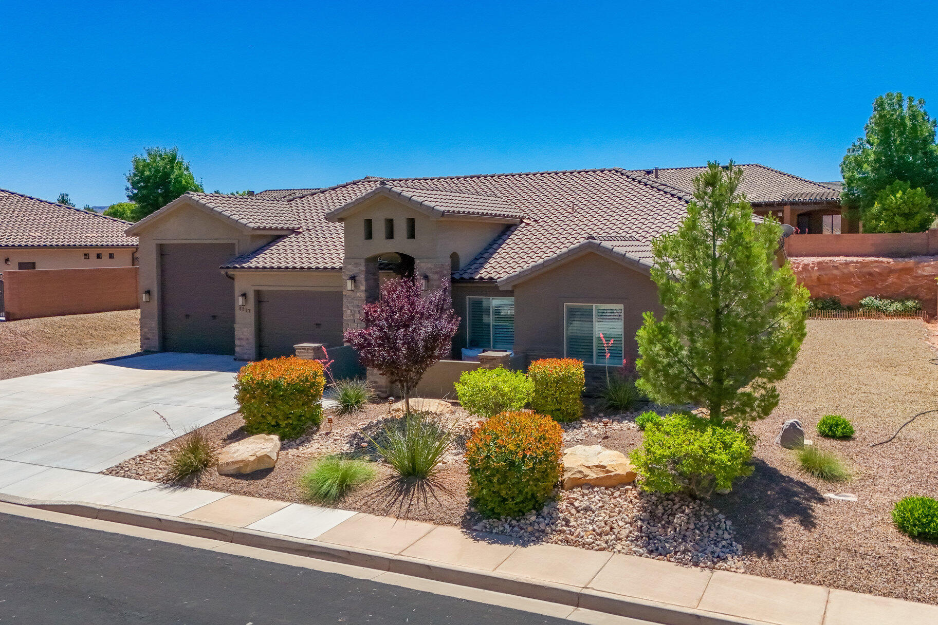 Glade St, Hurricane, UT 84737
