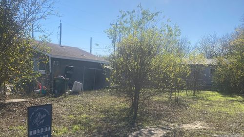 1534 Lamar St, San Antonio, TX, 78202-1536 | Card Image