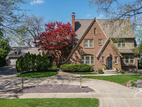 1202 Elmwood Rd, Bloomington, IL, 61701-3319 | Card Image