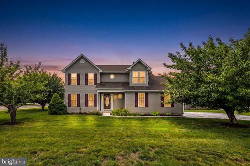 141 Caspian Dr, STEPHENS CITY, VA, 22655-4807 | Card Image