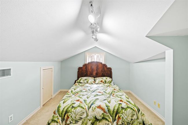 Bedroom #2 upstairs | Image 8