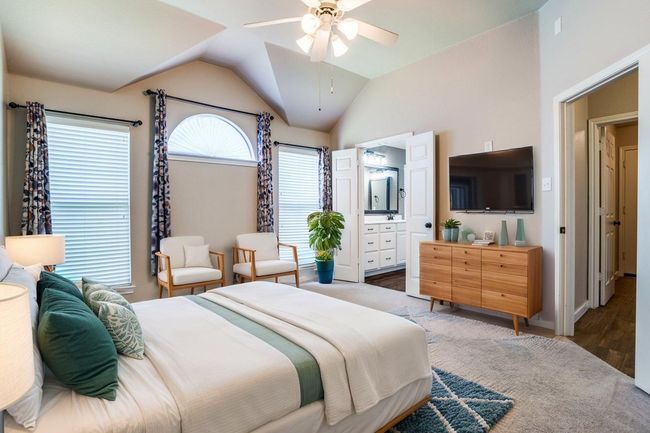 Virtually Staged Primary Bedroom | Image 18