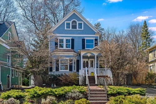 82 Essex Ave, Glen Ridge, NJ, 07028-2408 | Card Image