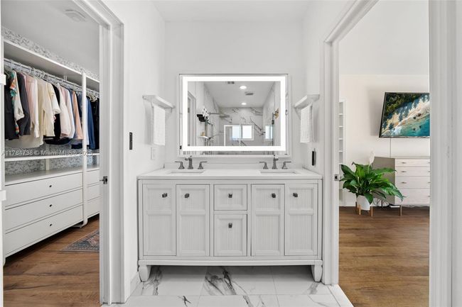 7770 Hawthorne Ave, House other with 4 bedrooms, 3 bathrooms and null parking in Miami Beach FL | Image 25