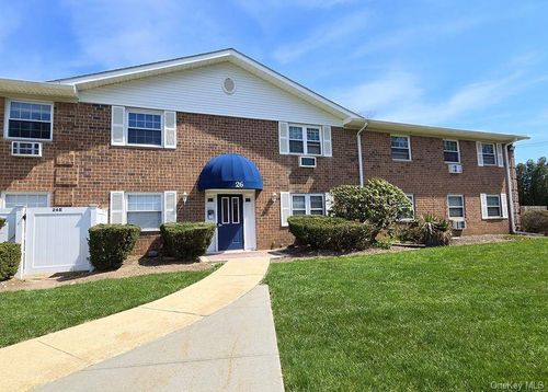 apt-26m-460 Old Town Rd, Port Jefferson Station, NY, 11776-2239 | Card Image