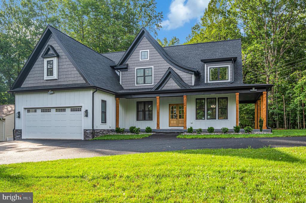 Residential in LOCUST GROVE 4