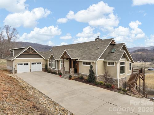 164 Flowing Hills Dr, Clyde, NC, 28721-0388 | Card Image