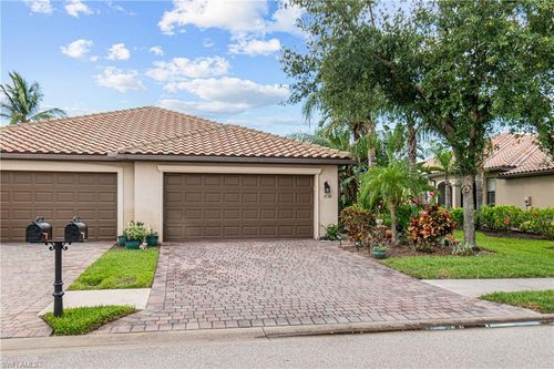 9138 Water Tupelo Rd, FORT MYERS, FL, 33912-9008 | Card Image