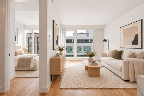 6-d-37-34 33rd St, Long Island City, NY, 11101-2293 | Card Image